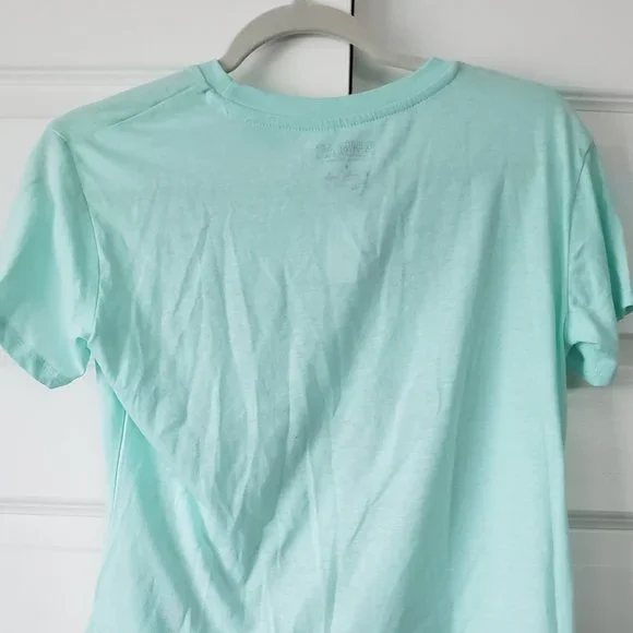 NWT: Peanuts Teal Blue Snoopy Tee Sze Small - Picture 2 of 4